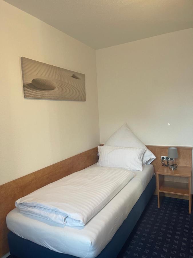 Krystall Hotel Filderstadt Exterior photo