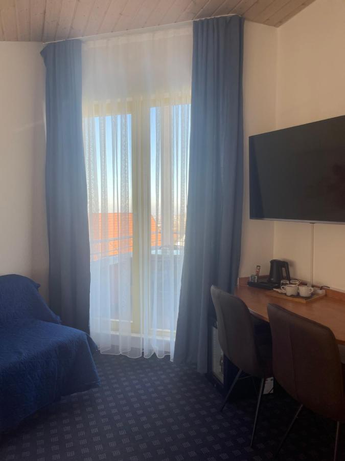 Krystall Hotel Filderstadt Exterior photo